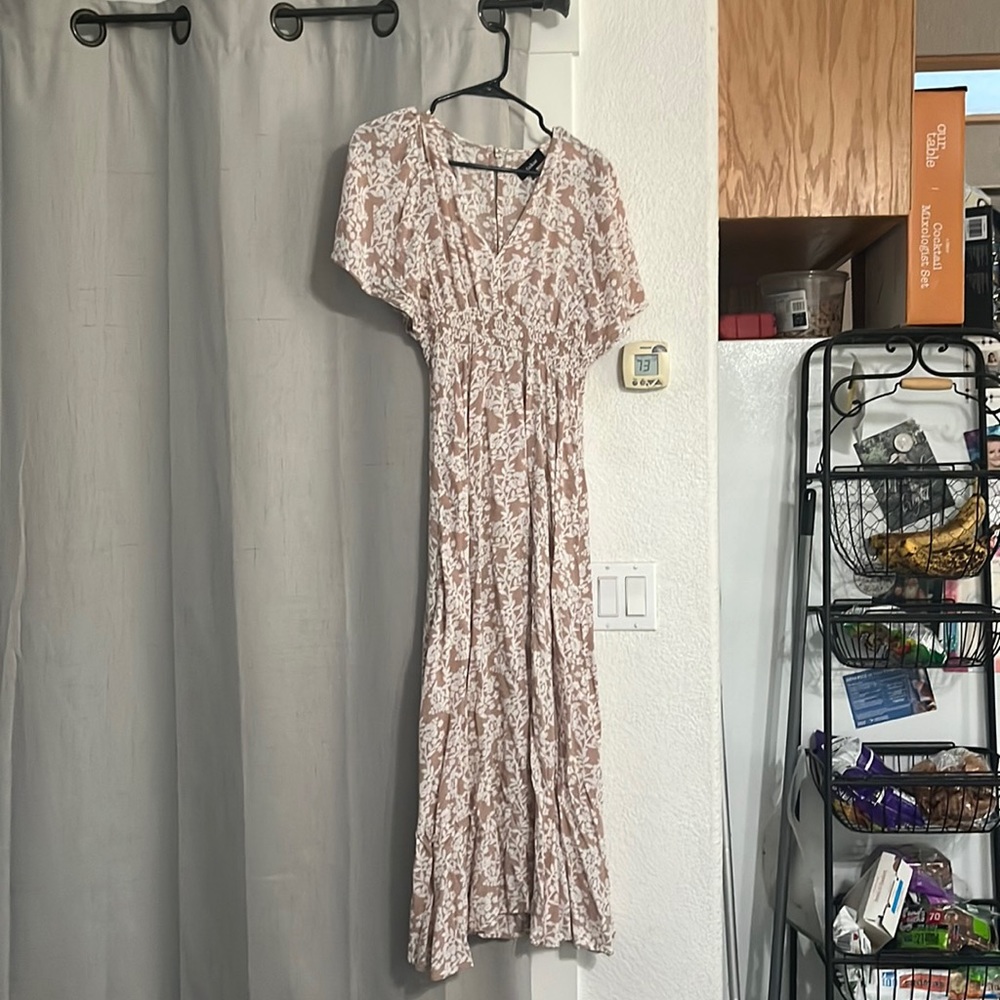 Cute simple dress used for engagement photos